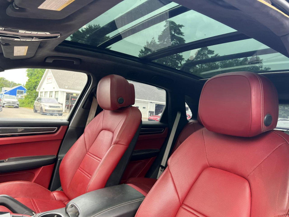 Porsche CAYENNE 2021 — Copart