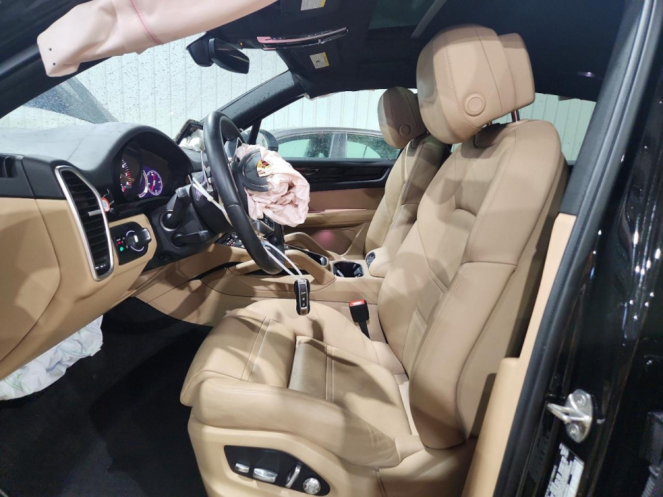 Porsche CAYENNE 2021 — Copart