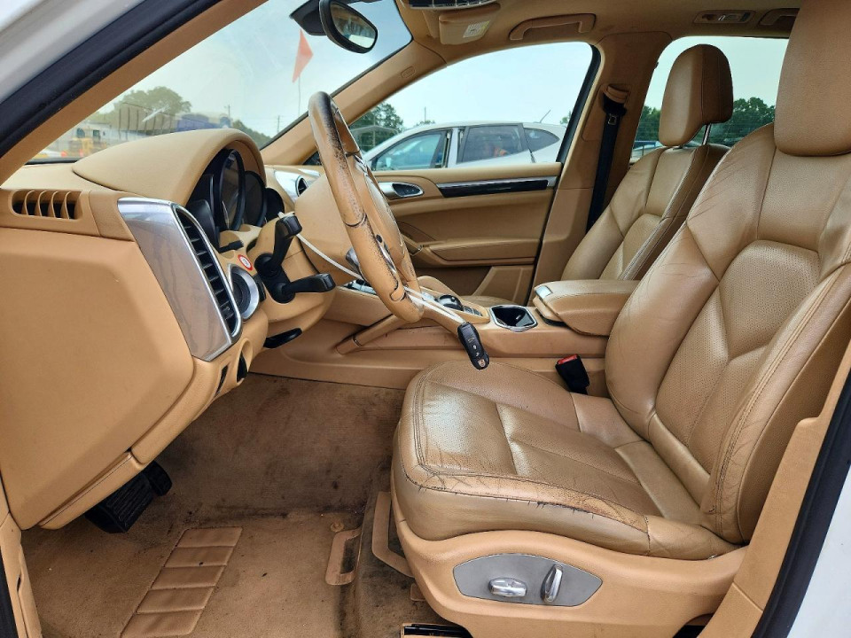 Porsche CAYENNE 2012 — Copart