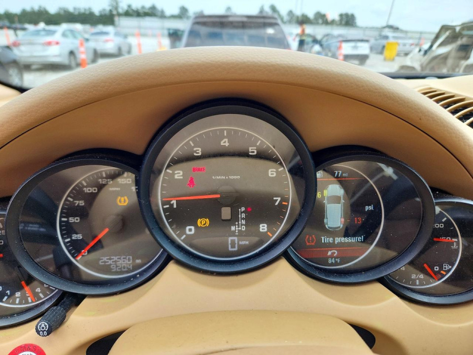 Porsche CAYENNE 2012 — Copart