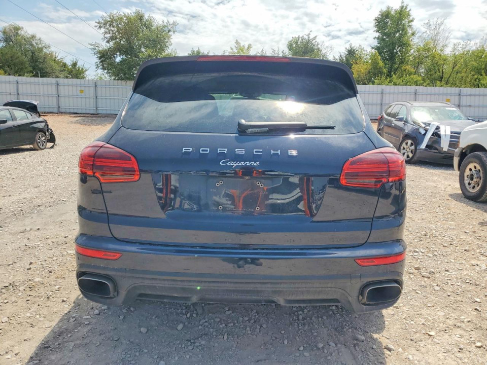 Porsche CAYENNE 2016 — Copart