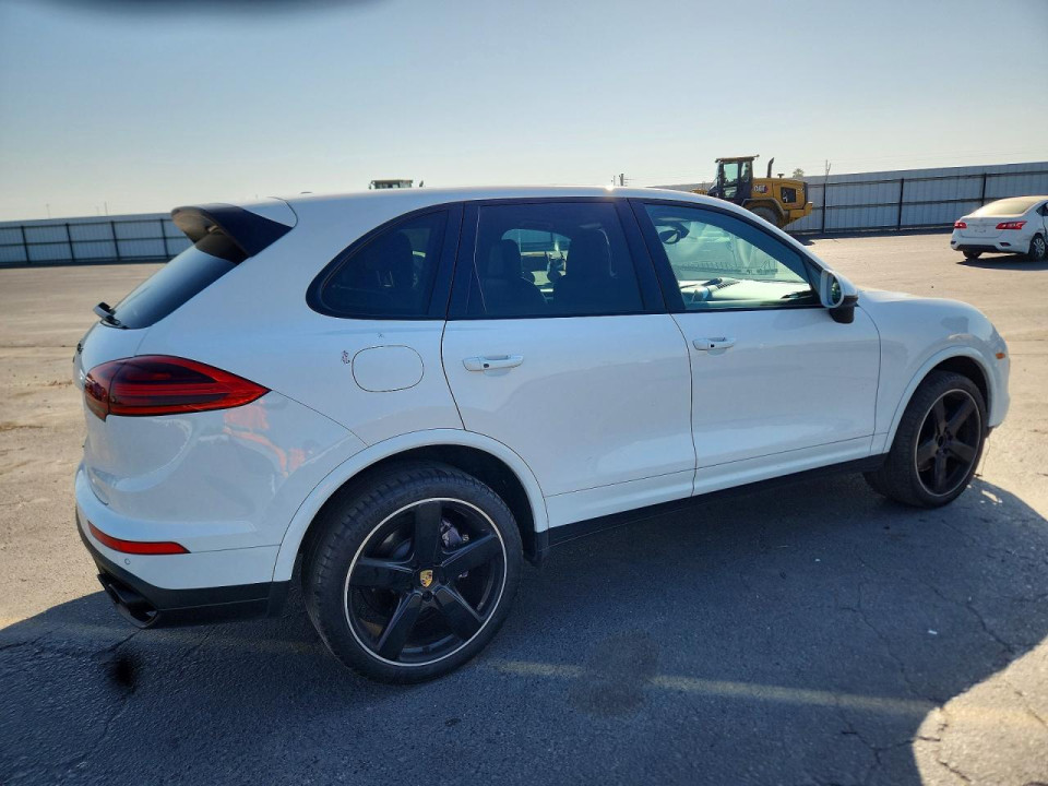 Porsche CAYENNE 2018 — Copart