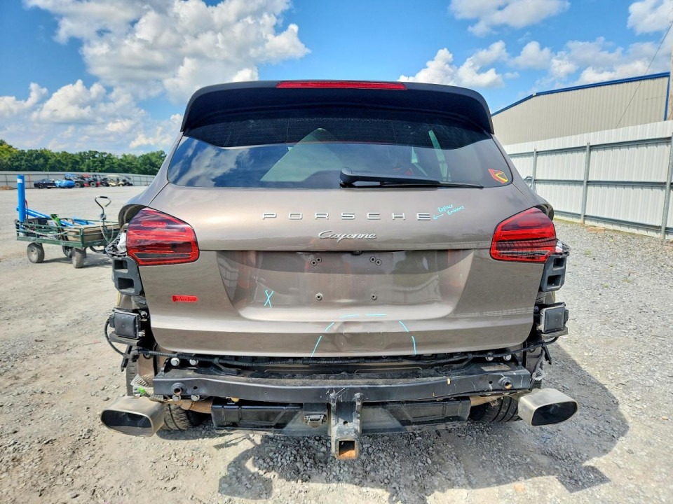 Porsche CAYENNE 2015 — Copart