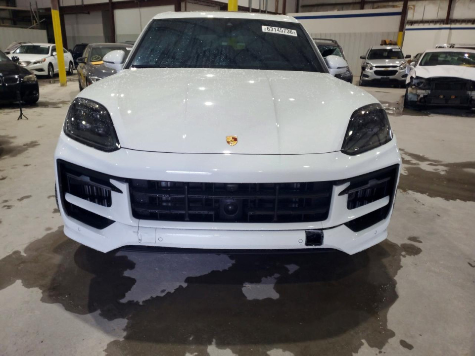 Porsche CAYENNE 2024 — Copart