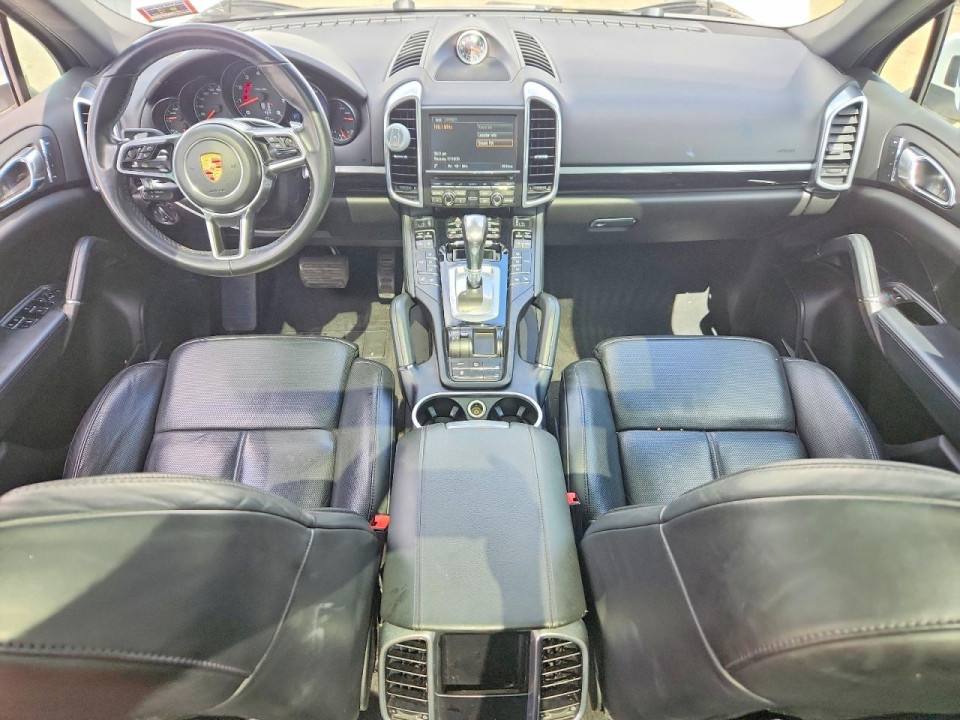 Porsche CAYENNE 2016 — Copart