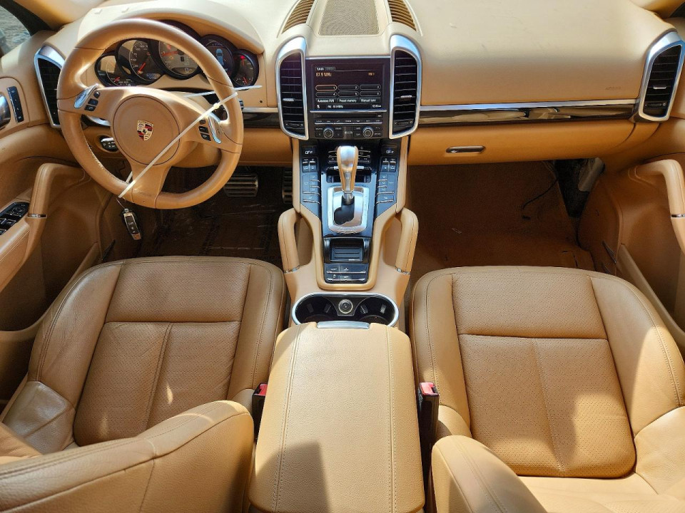 Porsche CAYENNE 2012 — Copart