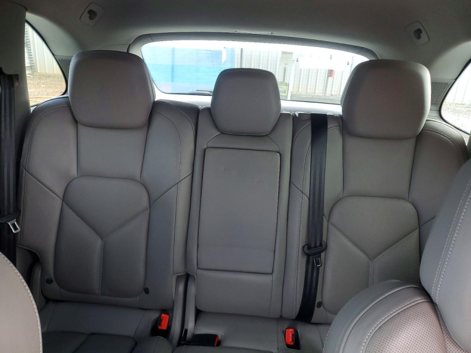 Porsche CAYENNE 2014 — Copart