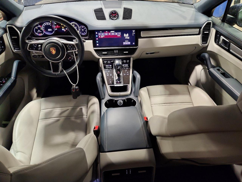 Porsche CAYENNE 2023 — Copart