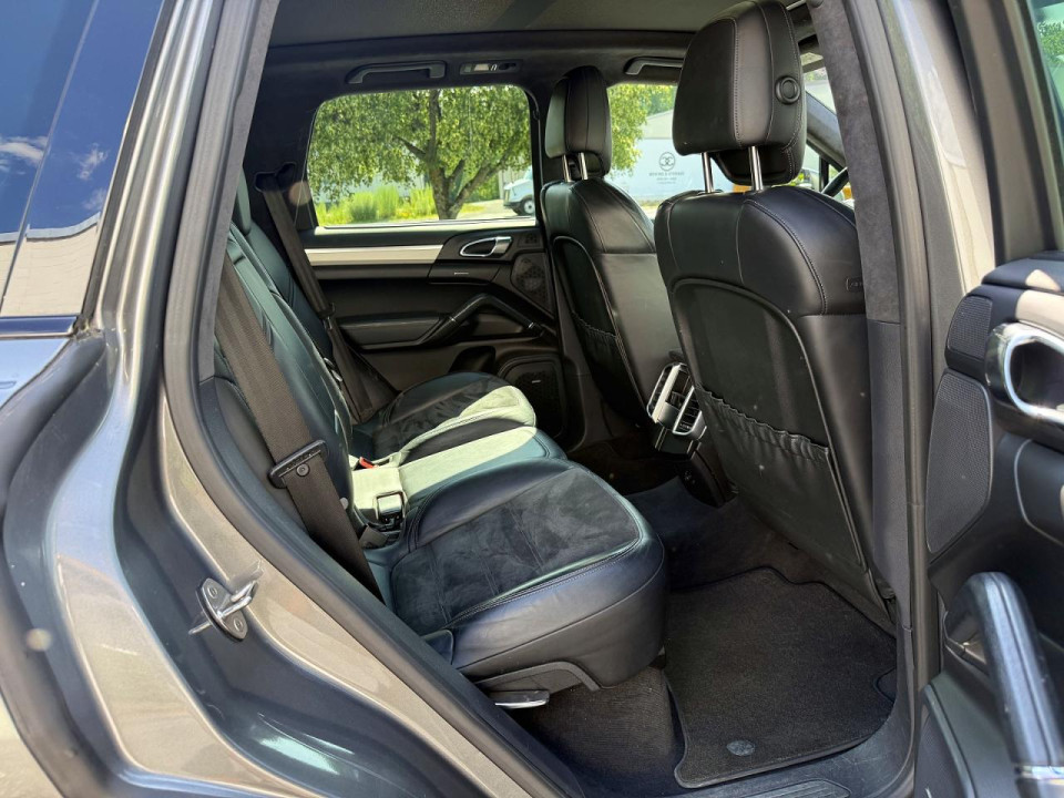 Porsche CAYENNE 2013 — Copart