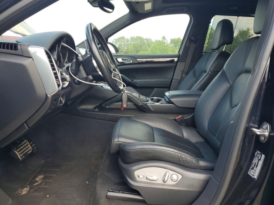 Porsche CAYENNE 2016 — Copart