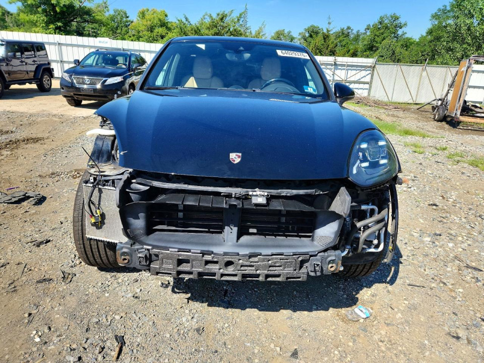 Porsche CAYENNE 2017 — Copart