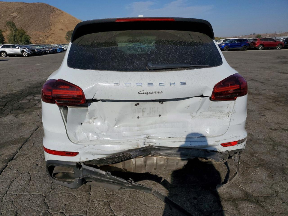 Porsche CAYENNE 2016 — Copart