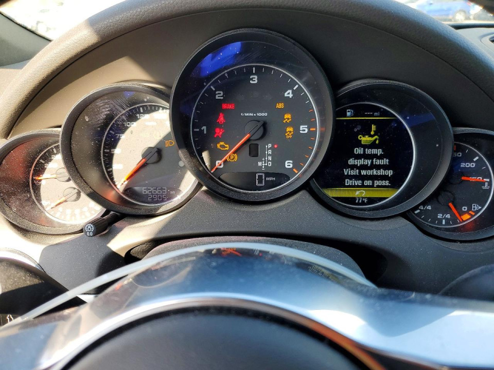 Porsche CAYENNE 2016 — Copart