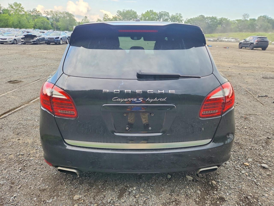 Porsche CAYENNE 2012 — Copart