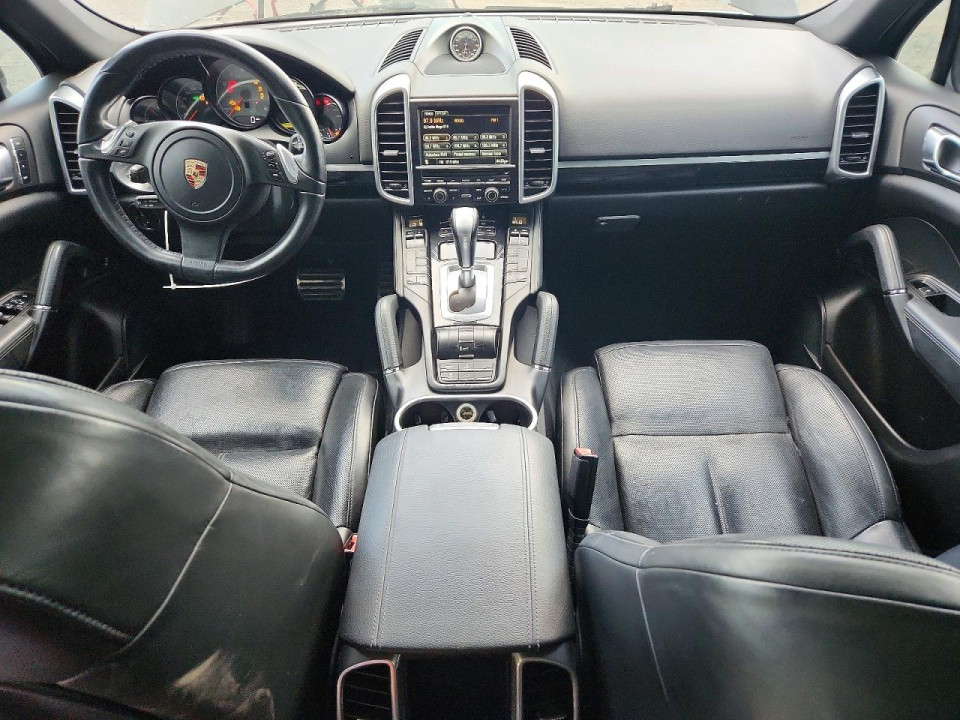Porsche CAYENNE 2012 — Copart