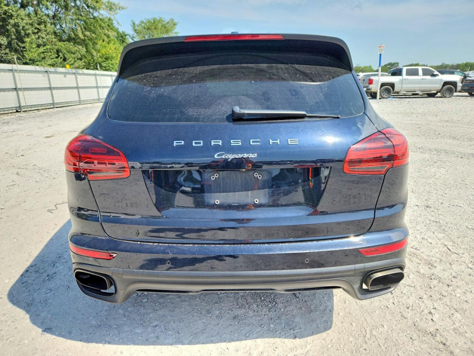 Porsche CAYENNE 2016 — Copart