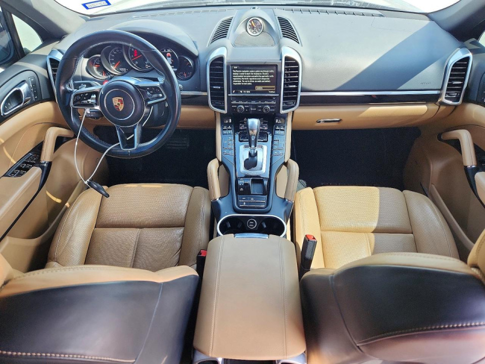 Porsche CAYENNE 2016 — Copart