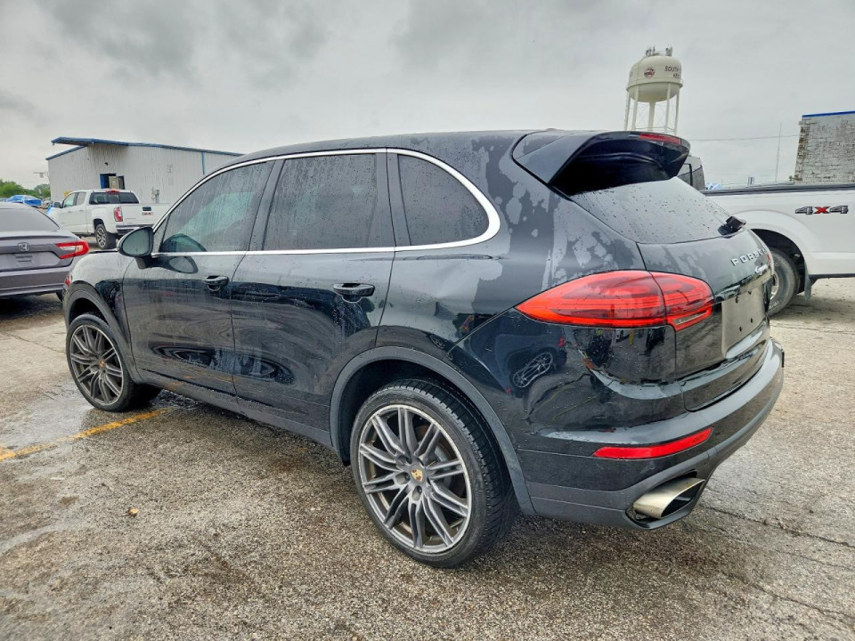 Porsche CAYENNE 2016 — Copart