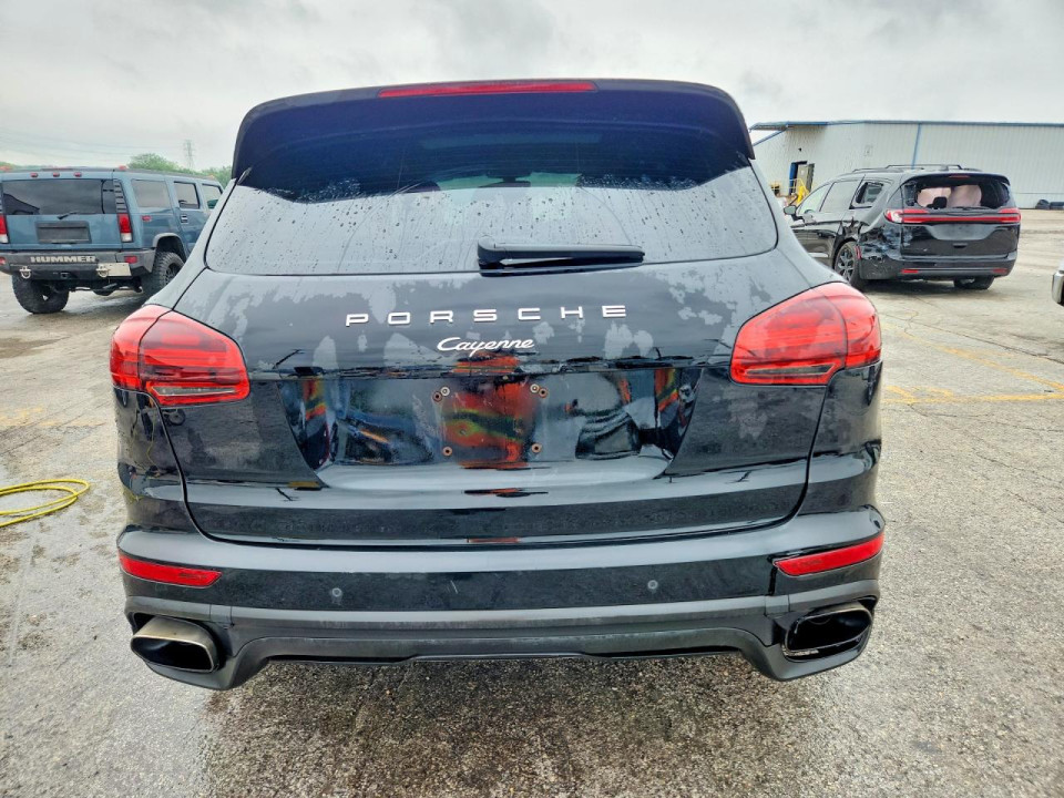 Porsche CAYENNE 2016 — Copart
