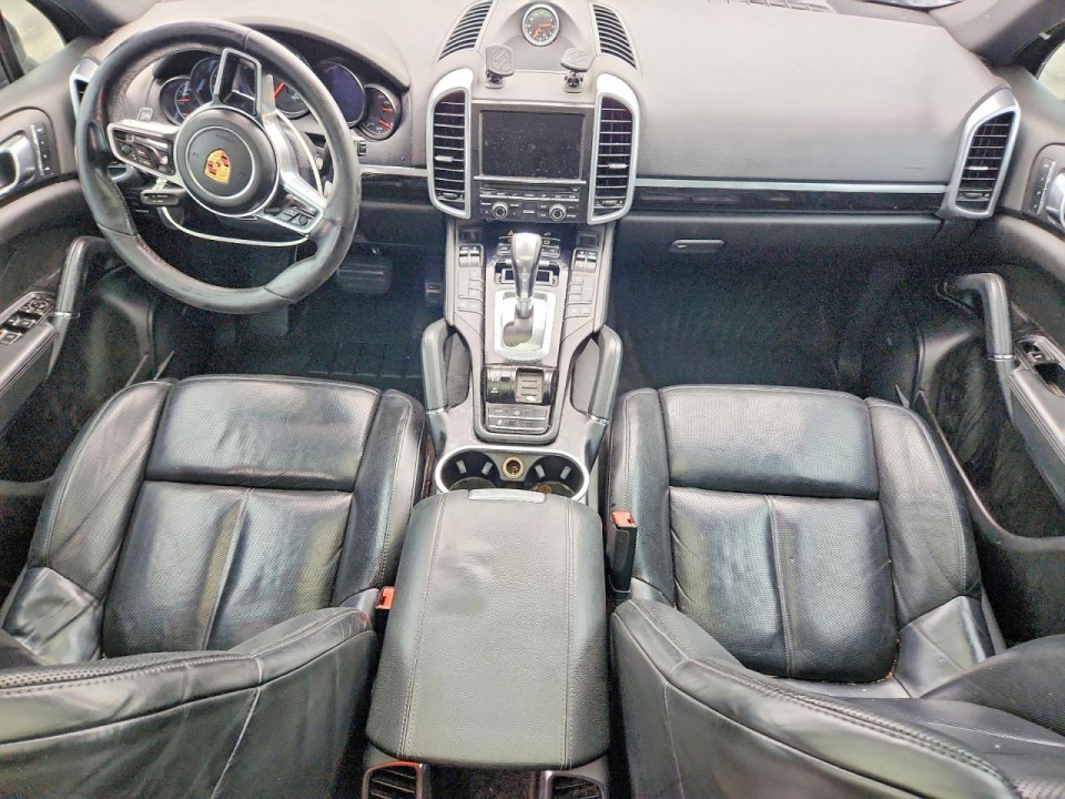 Porsche CAYENNE 2016 — Copart
