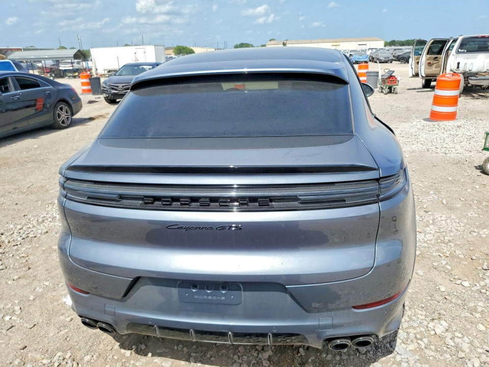Porsche CAYENNE 2026 — Copart