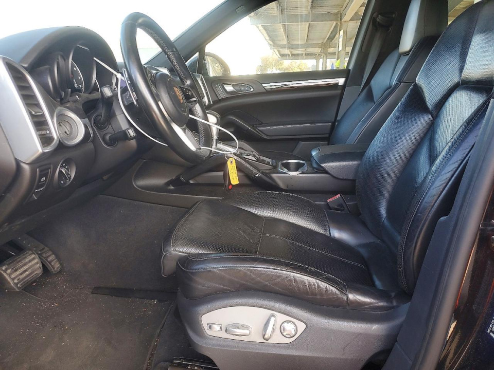 Porsche CAYENNE 2016 — Copart