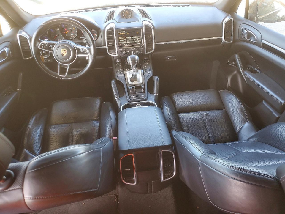 Porsche CAYENNE 2016 — Copart