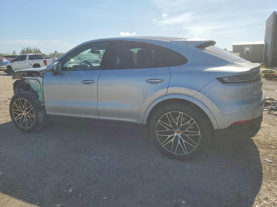 Porsche CAYENNE 2025 — Copart