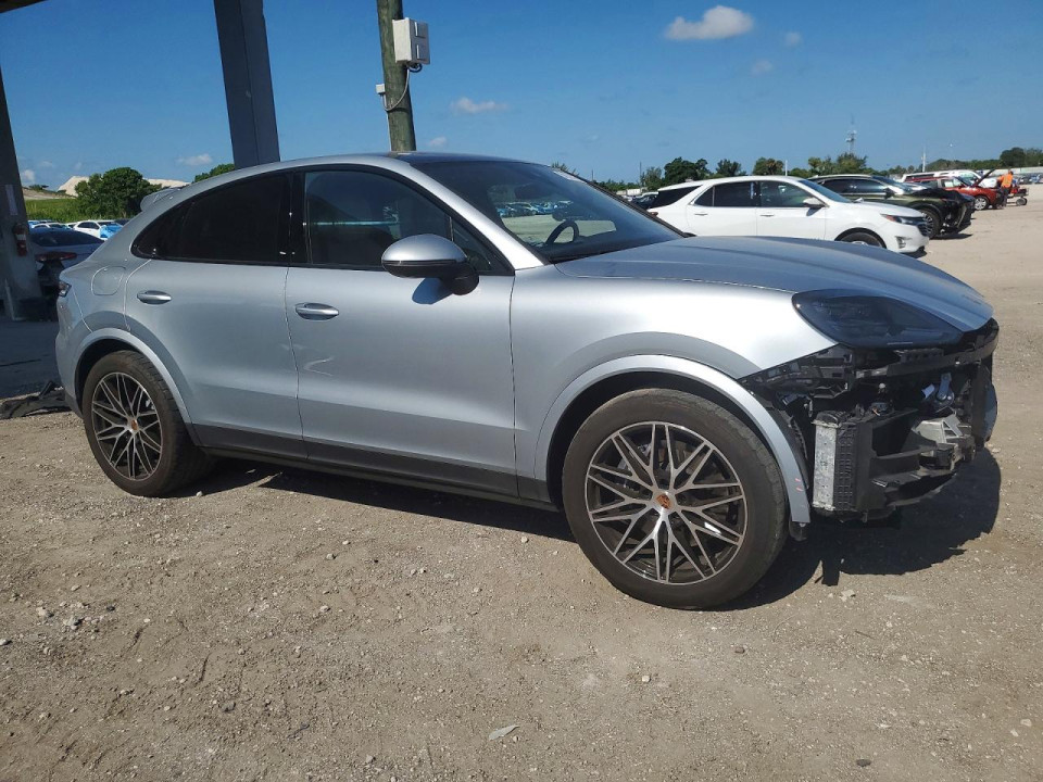 Porsche CAYENNE 2025 — Copart
