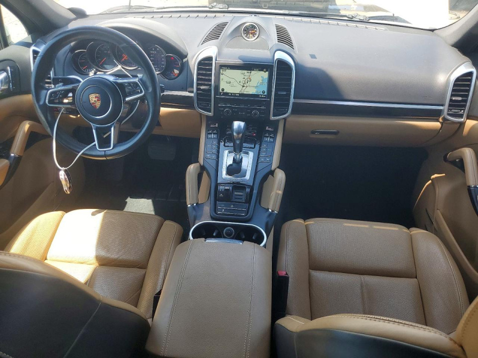 Porsche CAYENNE 2016 — Copart