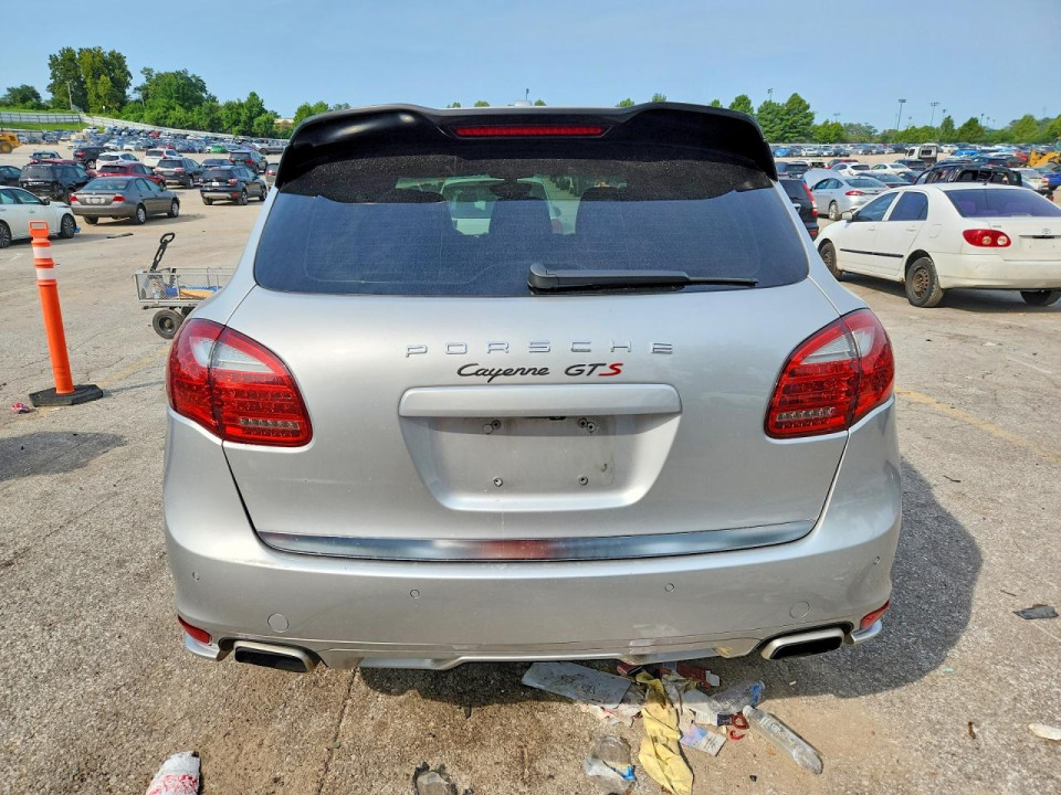 Porsche CAYENNE 2012 — Copart