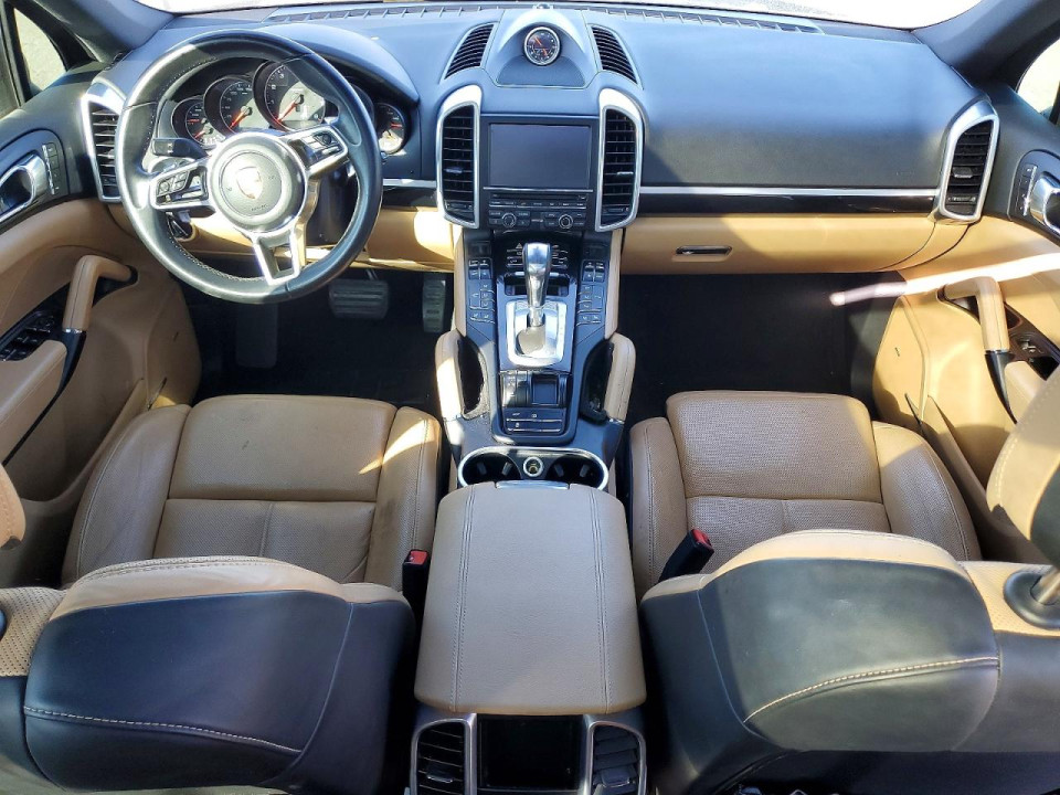 Porsche CAYENNE 2016 — Copart