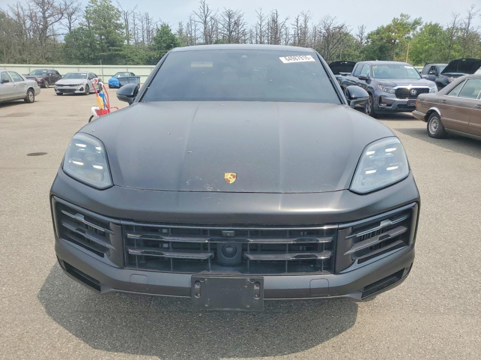 Porsche CAYENNE 2024 — Copart