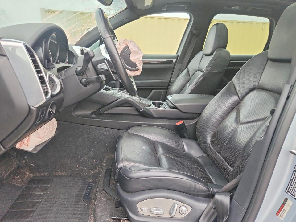 Porsche CAYENNE 2016 — Copart