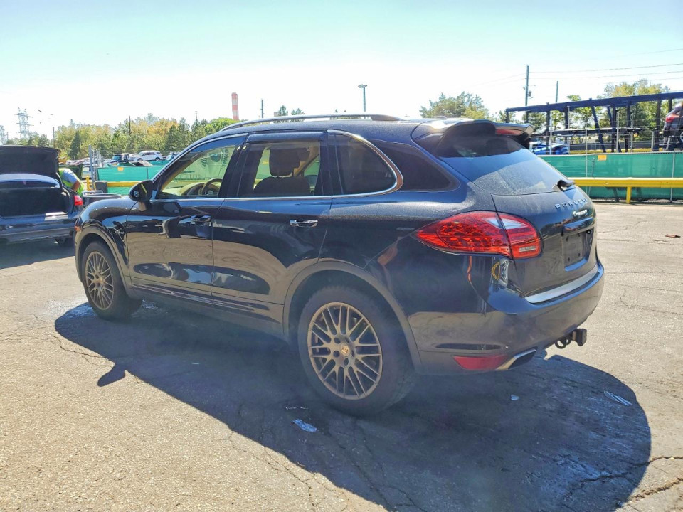 Porsche CAYENNE 2012 — Copart