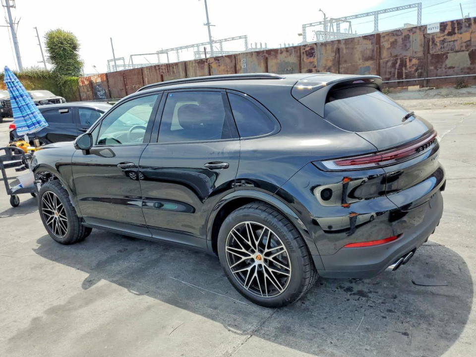 Porsche CAYENNE 2026 — Copart