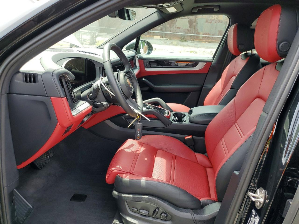 Porsche CAYENNE 2026 — Copart