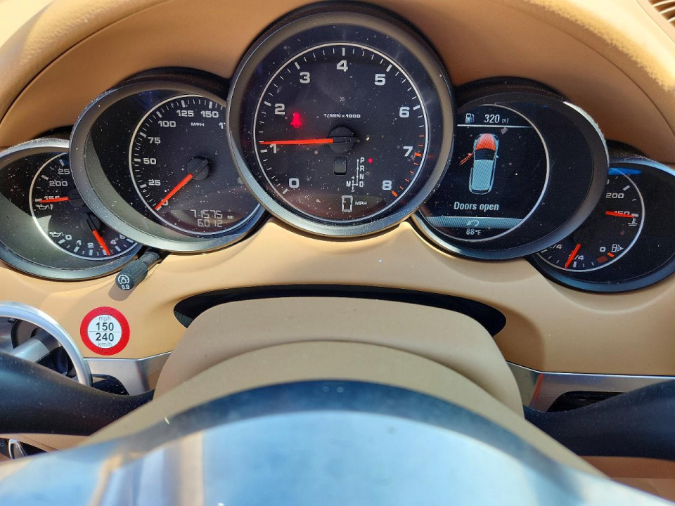 Porsche CAYENNE 2016 — Copart