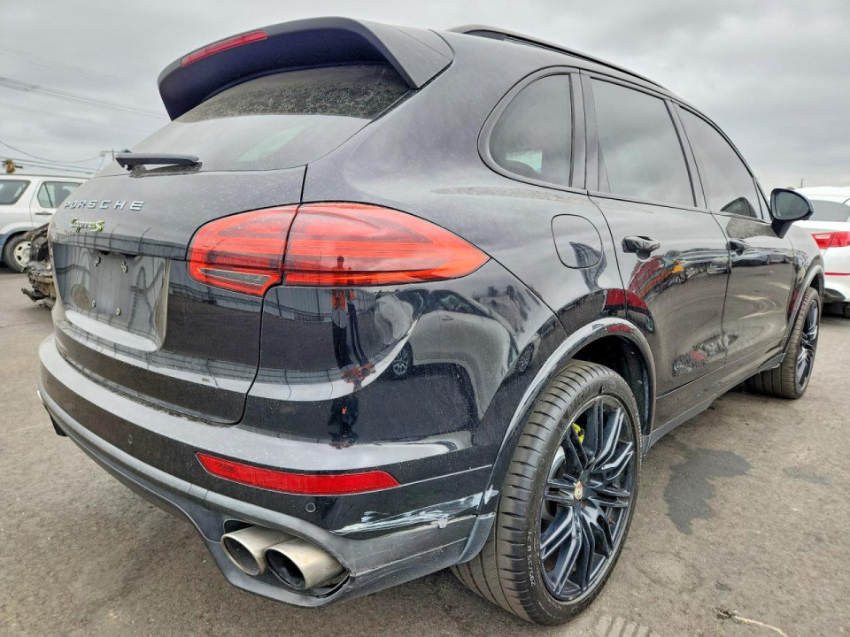 Porsche CAYENNE 2016 — Copart