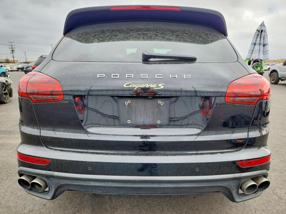 Porsche CAYENNE 2016 — Copart