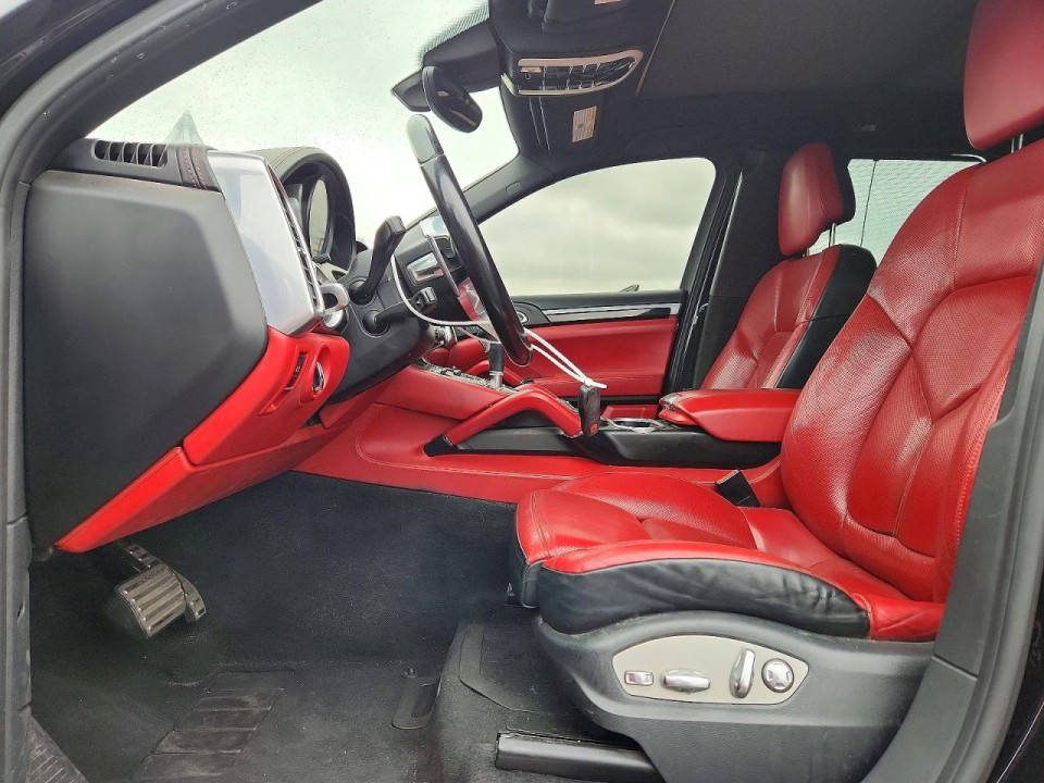 Porsche CAYENNE 2016 — Copart