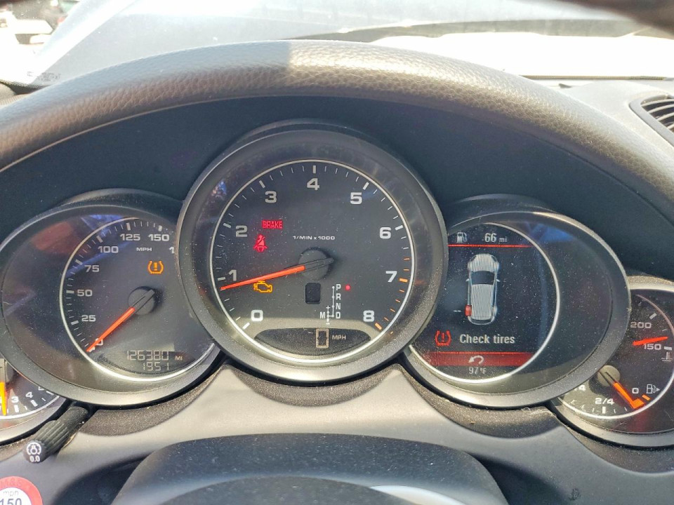 Porsche CAYENNE 2016 — Copart