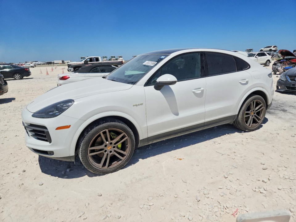 Porsche CAYENNE 2022 — Copart