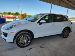 Porsche CAYENNE 2016 — Copart