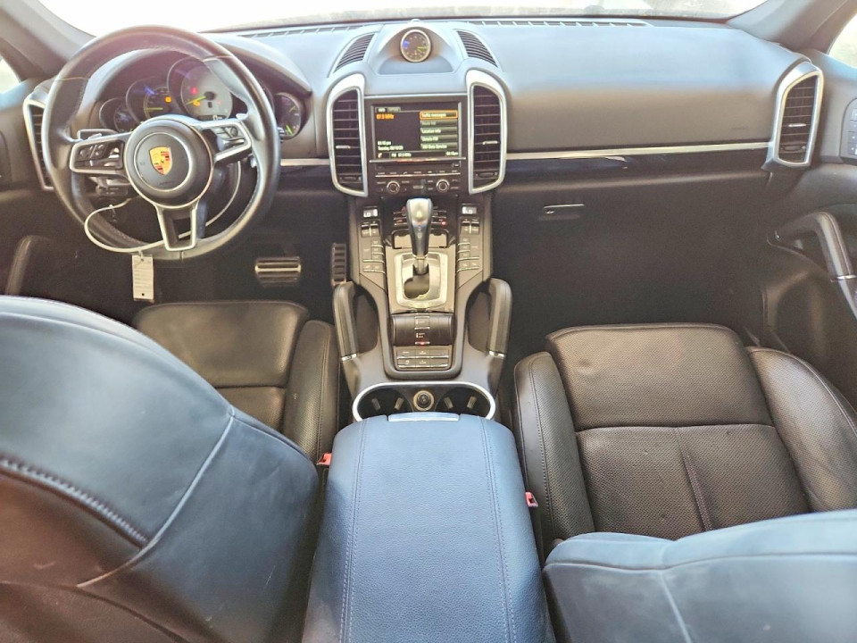 Porsche CAYENNE 2016 — Copart