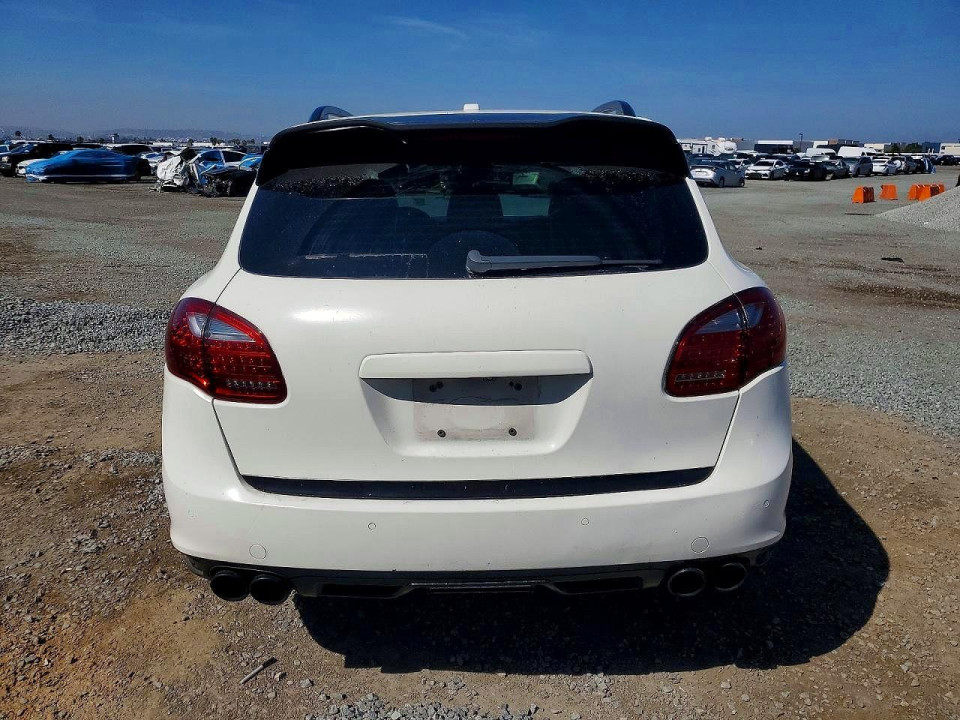 Porsche CAYENNE 2011 — Copart