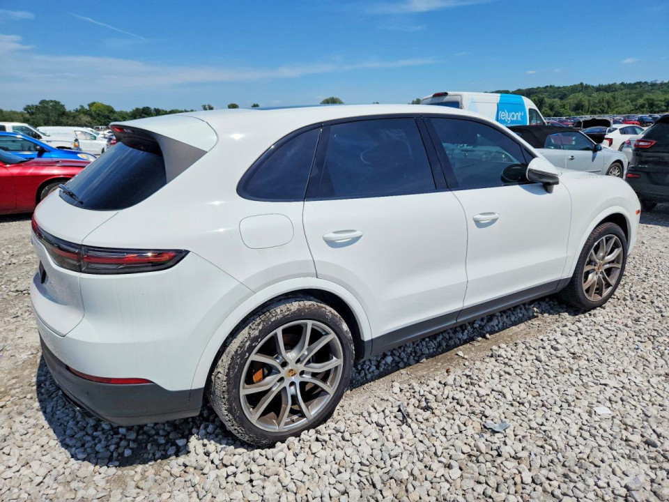 Porsche CAYENNE 2023 — Copart
