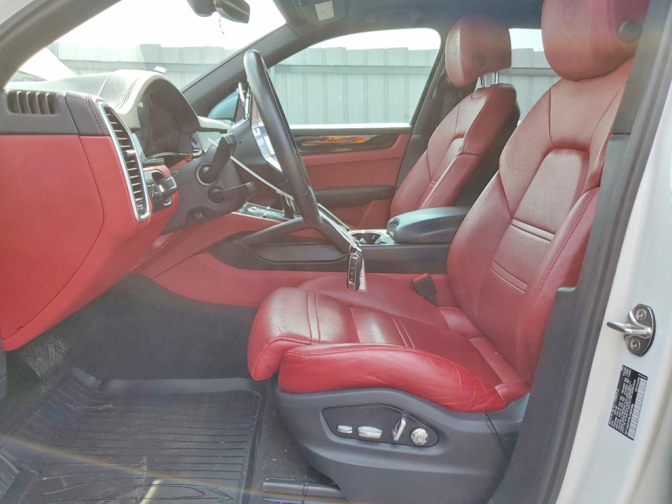 Porsche CAYENNE 2020 — Copart