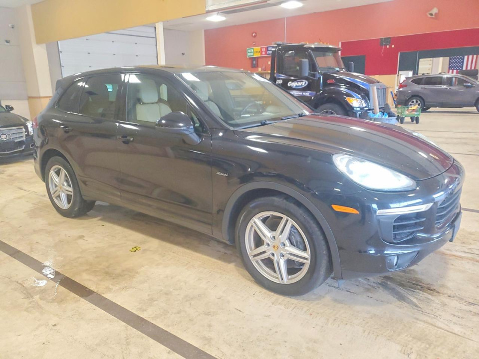 Porsche CAYENNE 2015 — Copart