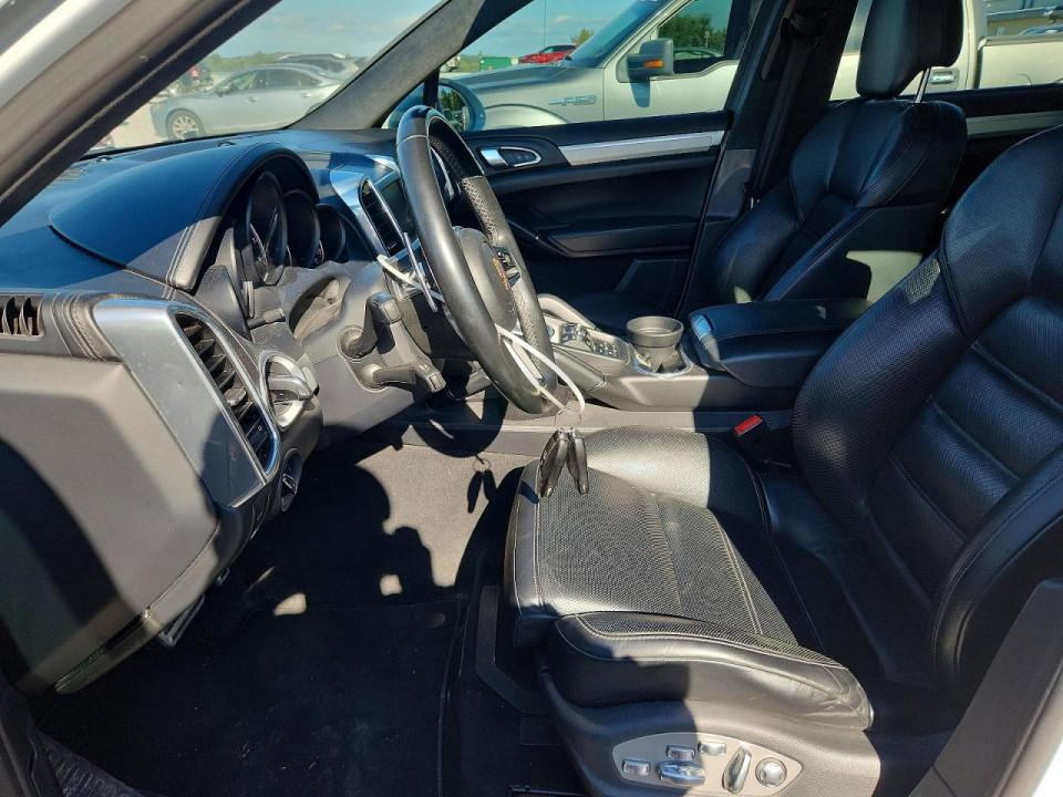 Porsche CAYENNE 2015 — Copart